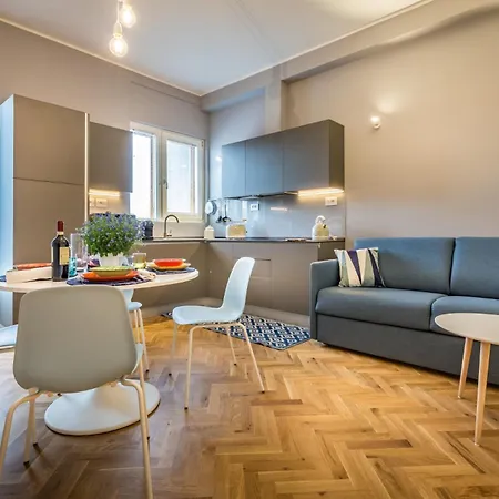 Cobalt Cove 2 Bedroom Apartment *